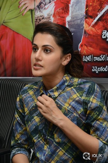 Taapsee-Interview-About-Muni-3-Ganga-Movie